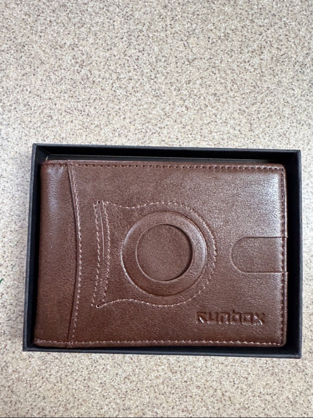 Brown Leather Men's Wallet with AirTag holder